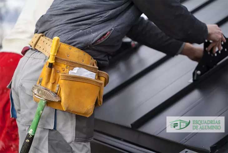 Servicos de Instalacoes de Coberturas de Vidro